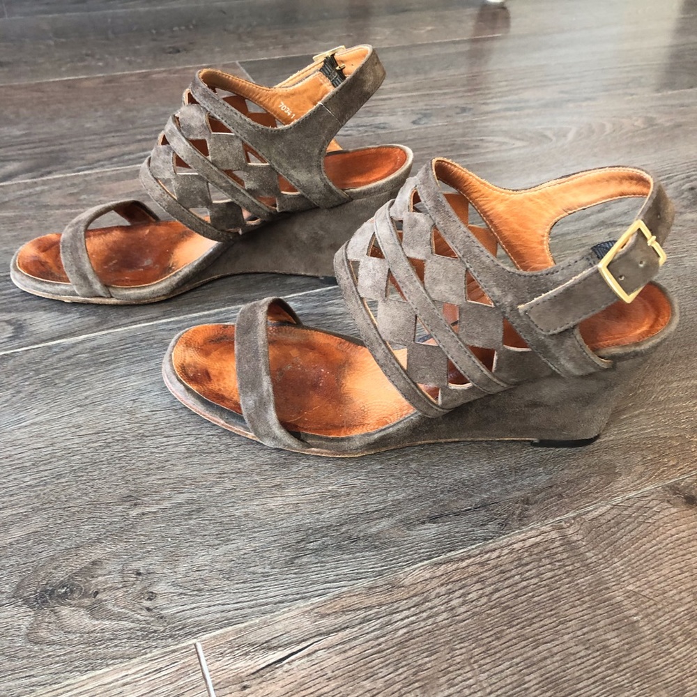 Chie Mihara Brown Suede Wedge Sandals